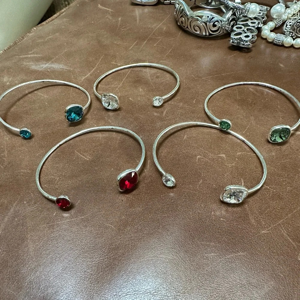 Assorted bangles - Picture 1 of 1